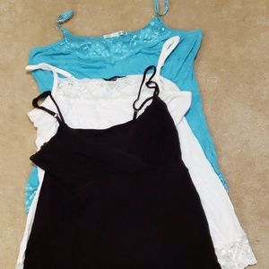 Womens set of 3 tank tops